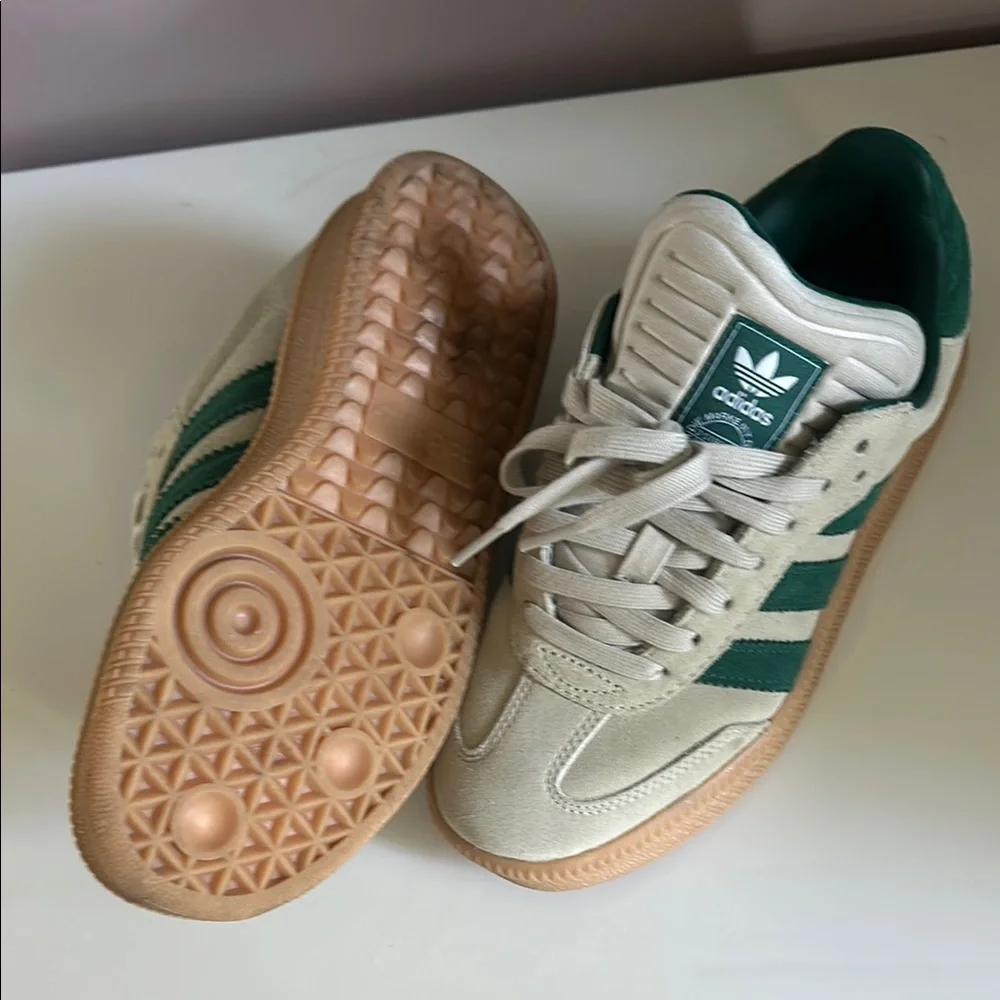 Adidas Cream and Green Casual Sneakers - Picture 3 of 5